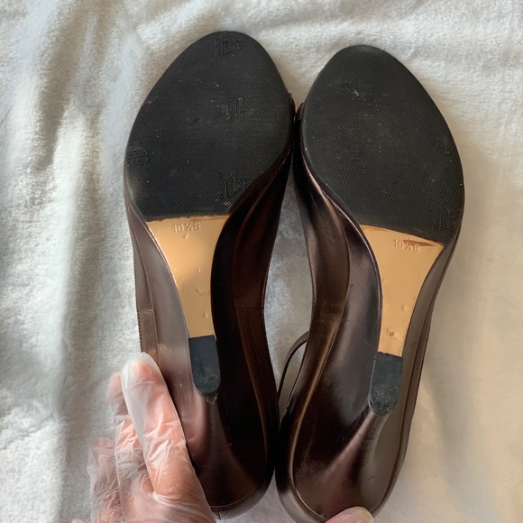 Gucci Vintage Bronze Wedges with Gold Horsebit Accent, Size 10.5! - Picture 8 of 10